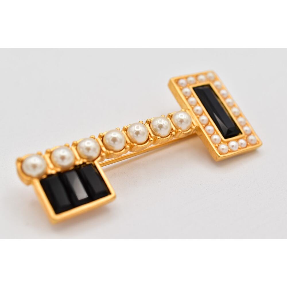 Karl Lagerfeld Vintage Key Brooch Pearl Black Crystal Gold Runway Signed Bin5B - Picture 10 of 12